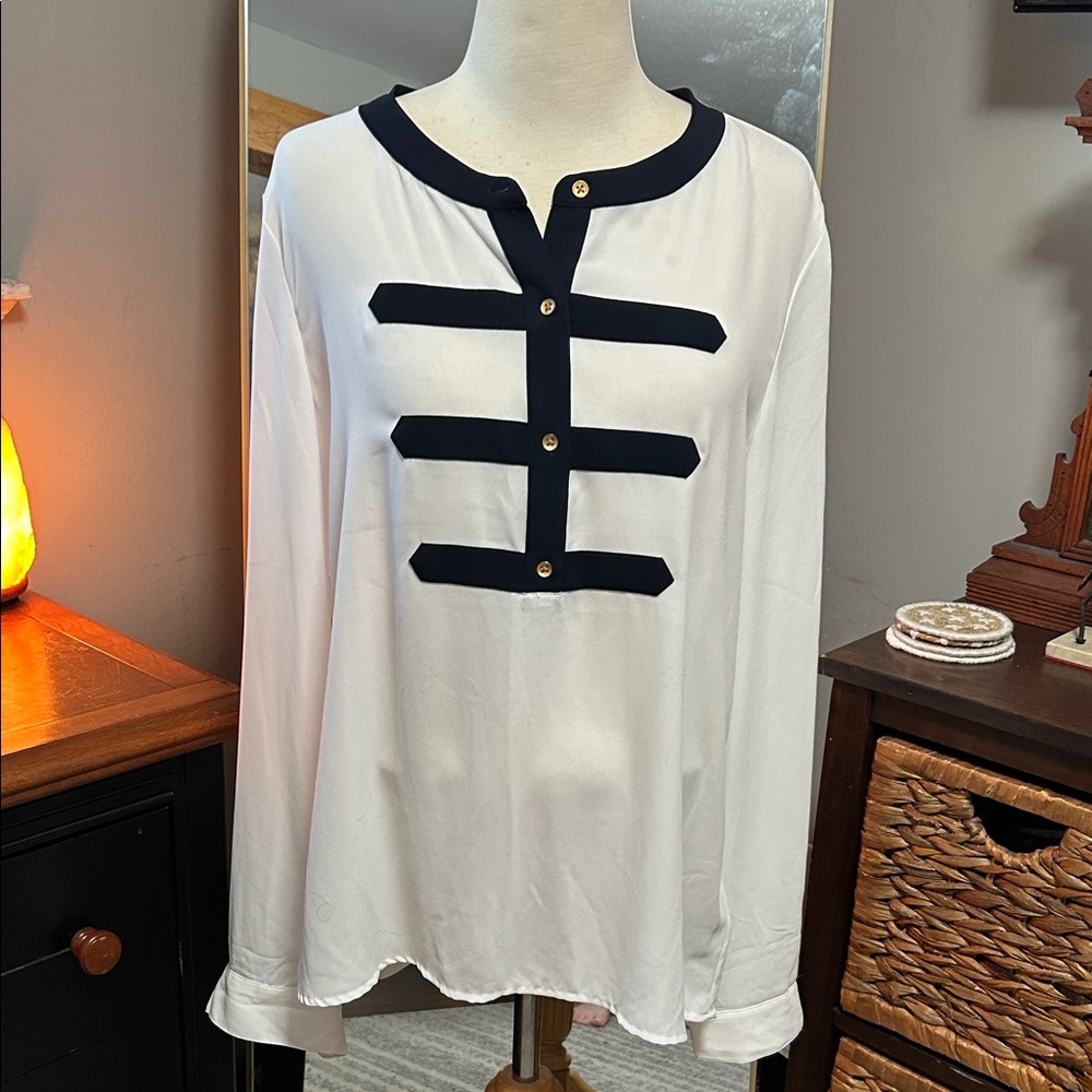 Banana Republic White Contrast Trim Blouse Black Detail Sz M